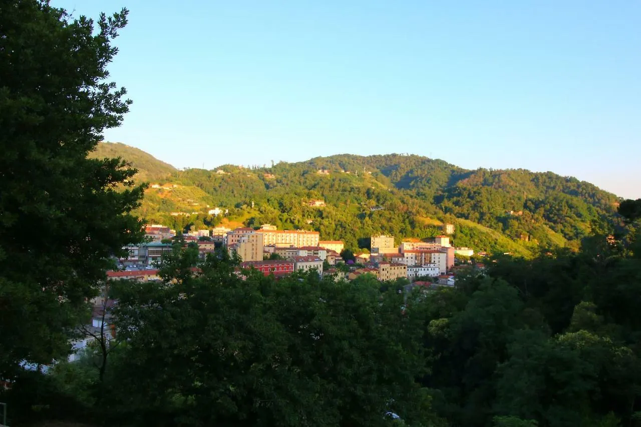 Bed & Breakfast B & B La Marmifera Carrara Italy